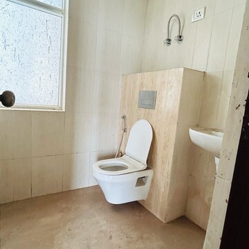 Bathroom in 3.5 BHK Apartment at Ushay Towers, New Tara Nagar – for Sale
