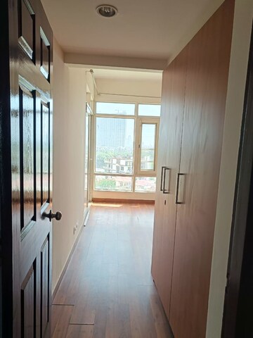 3 BHK Apartment For Rent in Jaypee Greens Pavilion Heights 1, Sector 128