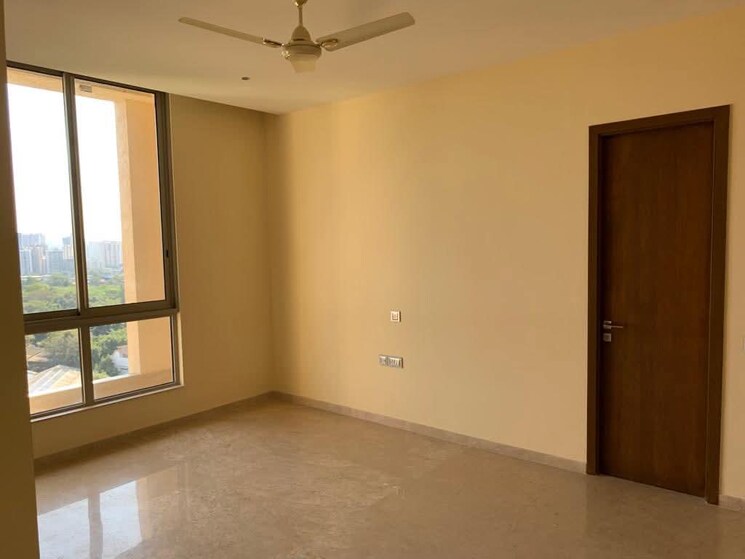 Room, one-hiranandani-park-barrington 3 Bedroom 1265 Sq.Ft. Apartment In Ghodbunder Road Thane 8676051