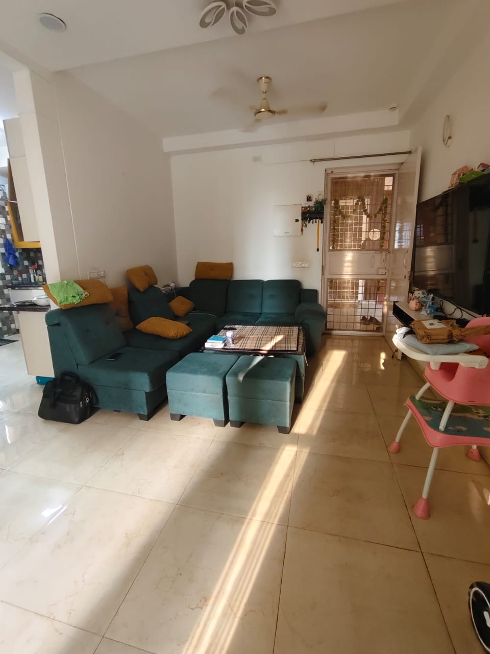 3 BHK + Servant Room Apartment For Rent in Civitech Stadia
