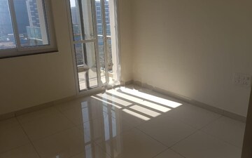Room in 2 BHK Apartment at Puravankara Silversands, Mundhwa – for Rent