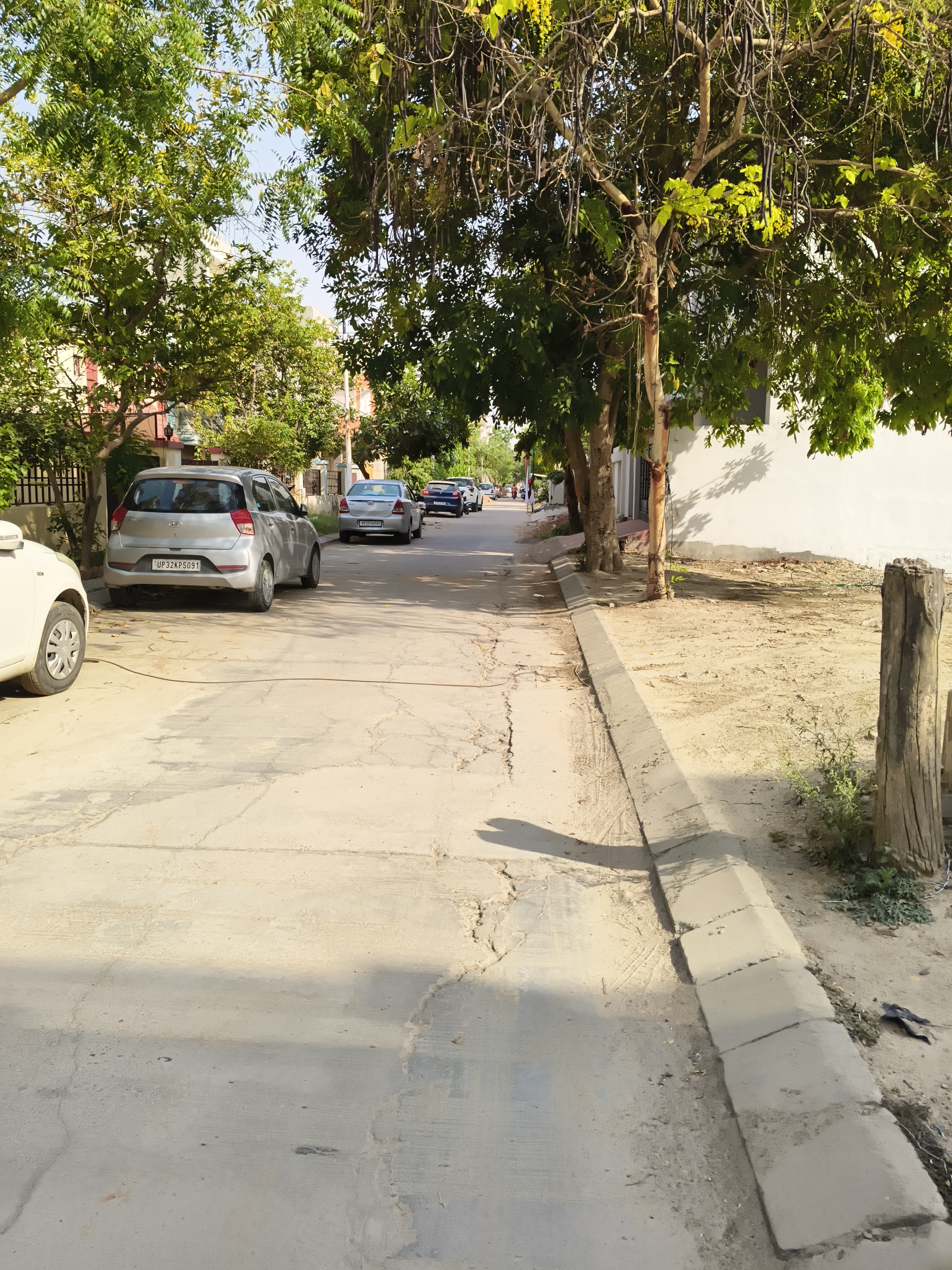 Plot For Sale in Omax City 