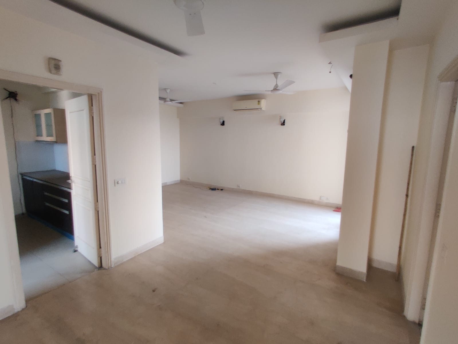 3 BHK + Extra Room Apartment For Sale in Bestech Park View Ananda