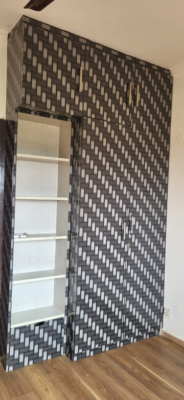 Balcony in 3.5 BHK Villa at Raheja Vedaanta, Sector 108 – for Rent