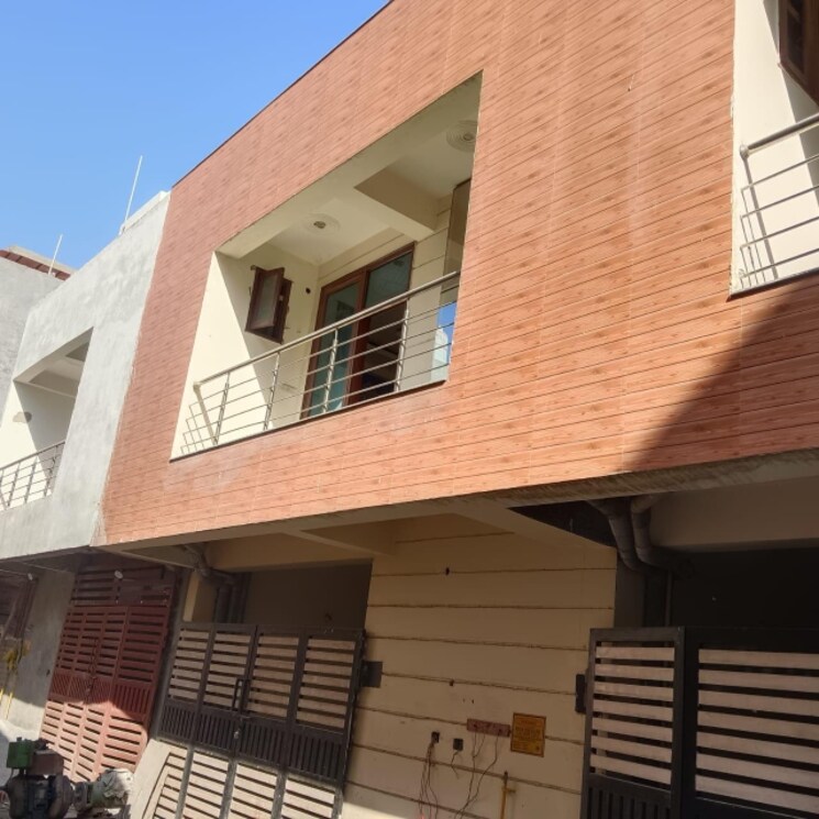 Exterior View, sector 73 2 Bedroom 560 Sq.Ft. Builder Floor In Sector 73 Noida 8676261