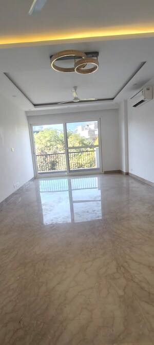 4 BHK Penthouse For Sale in Raheja Atlantis, Sector 31