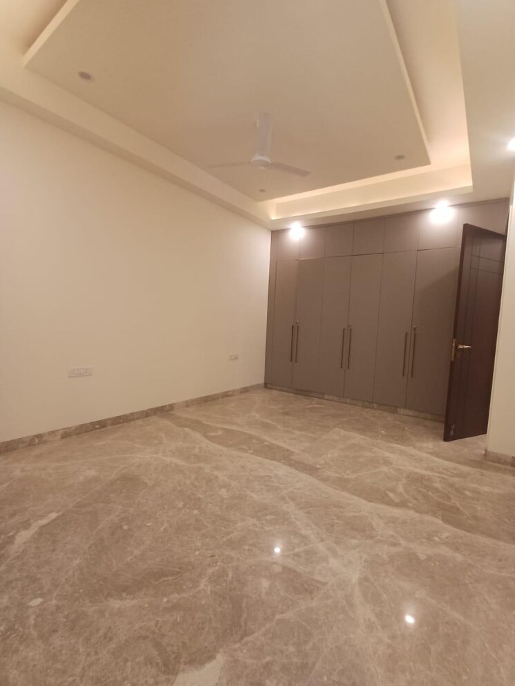 Room, nehru enclave 3 Bedroom 1800 Sq.Ft. Builder Floor In Nehru Enclave Delhi 8676280