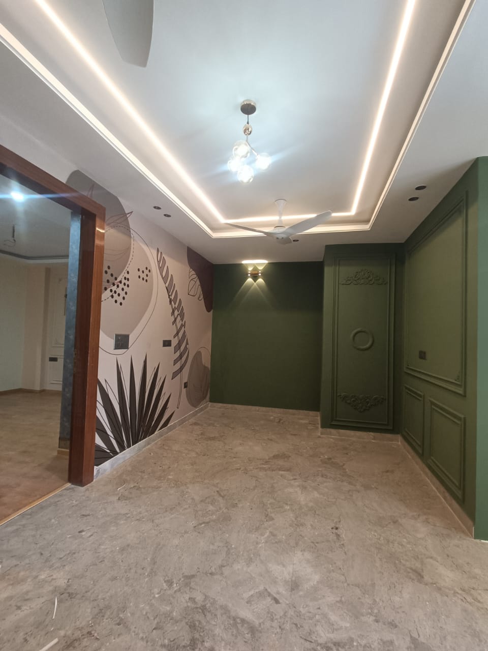 4 BHK + Servant Room Apartment For Sale in Salcon The Verandas