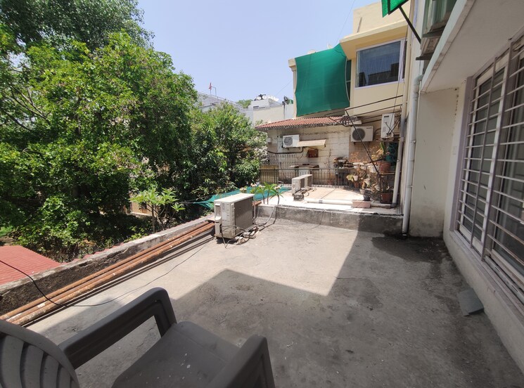 Exterior View, vasant kunj 3 Bedroom 1600 Sq.Ft. Apartment In Vasant Kunj Delhi 8676428