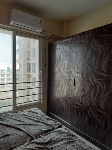 Room in 2 BHK Apartment at Signature The Serenas, Sohna Sector 36 – for Rent
