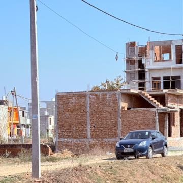  Plot – Exterior View View at Dhoom Manikpur - for Sale