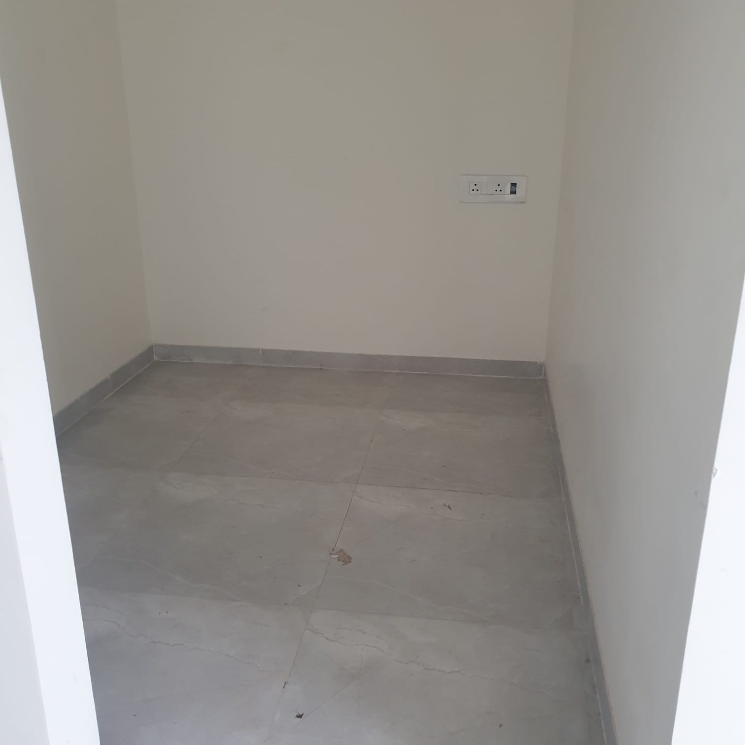 1.5 BHK Apartment For Rent in Earth Vintage