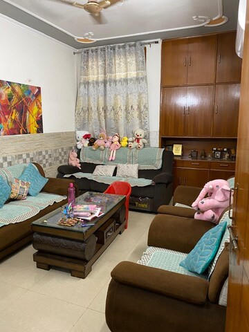 2 BHK Apartment For Rent in Vasant Enclave