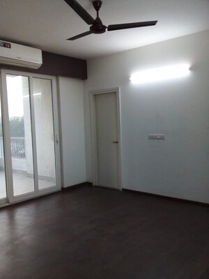 Room in 3 BHK Apartment at 3C Orris Greenopolis, Sector 89 – for Sale