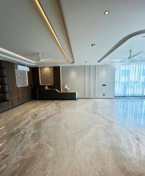 Bedroom in 3.5 BHK Builder Floor at Sector 35 – for Sale