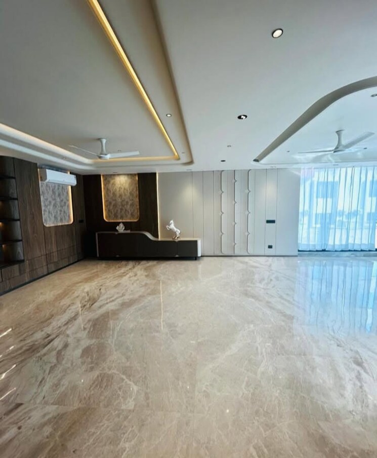 Bedroom, sector 35 3.5 Bedroom 2250 Sq.Ft. Builder Floor In Sector 35 Faridabad 8676658