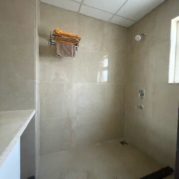 Bathroom in 4 BHK Builder Floor at BPTP Amstoria, Sector 102 – for Rent