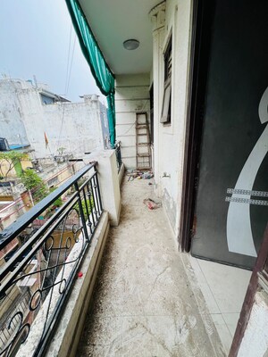 2 BHK Builder Floor For Sale in Chattarpur