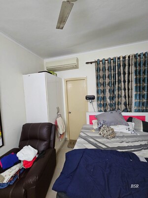 Master Bedroom in 2.5 BHK Builder Floor at Orchid Island, Sector 51 – for Sale