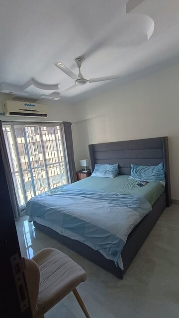 Bedroom in 2 BHK Apartment at Dn Nagar – for Rent