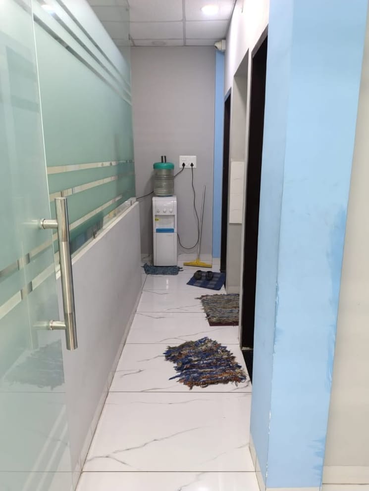 Balcony, vijay nagar Commercial Office Space 1700 Sq.Ft. In Vijay Nagar Indore 8676833