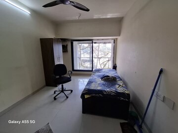 1 BHK Apartment For Rent in Andheri West