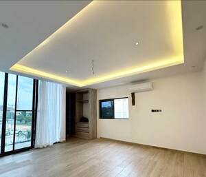 Room in 4 BHK Builder Floor at Sector 28 – for Sale