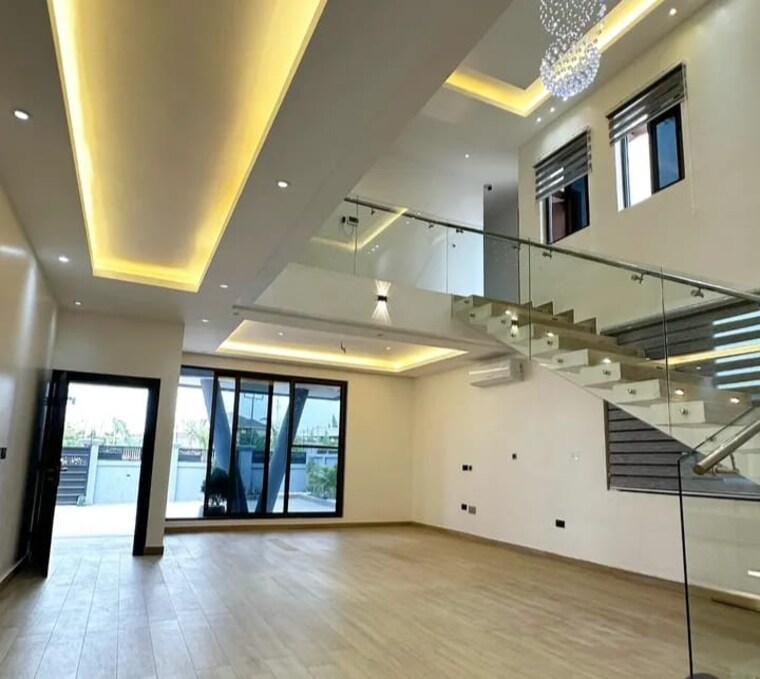 Room, sector 28 4 Bedroom 3150 Sq.Ft. Builder Floor In Sector 28 Faridabad 8676858