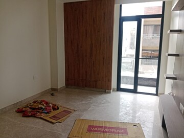 Bedroom in 3 BHK Builder Floor at South Extension ii – for Rent