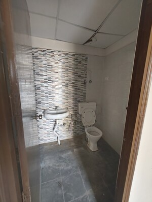 Bathroom in 2 BHK Apartment at Signature Global The Roselia, Sector 95a – for Sale