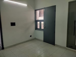 Room in 3 BHK Apartment at Bharat Residency Gurgaon, Sector 15 – for Sale