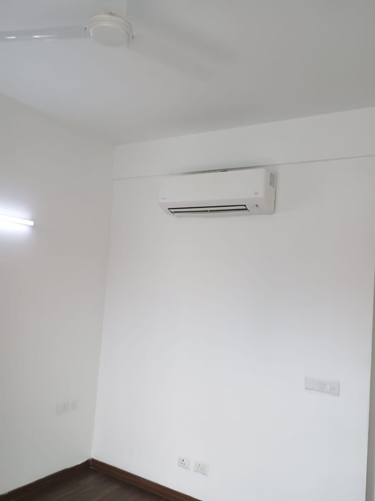 Room, indiabulls-centrum-park 2.5 Bedroom 1481 Sq.Ft. Apartment In Sector 103 Gurgaon 8676965