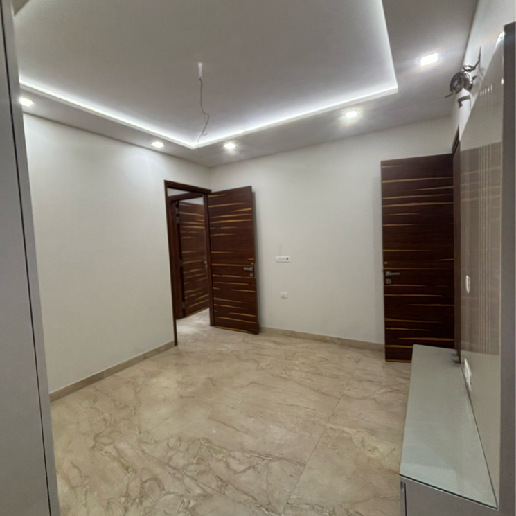 Room, rohini sector 11 3 Bedroom 1400 Sq.Ft. Builder Floor In Rohini Sector 11 Delhi 8676944