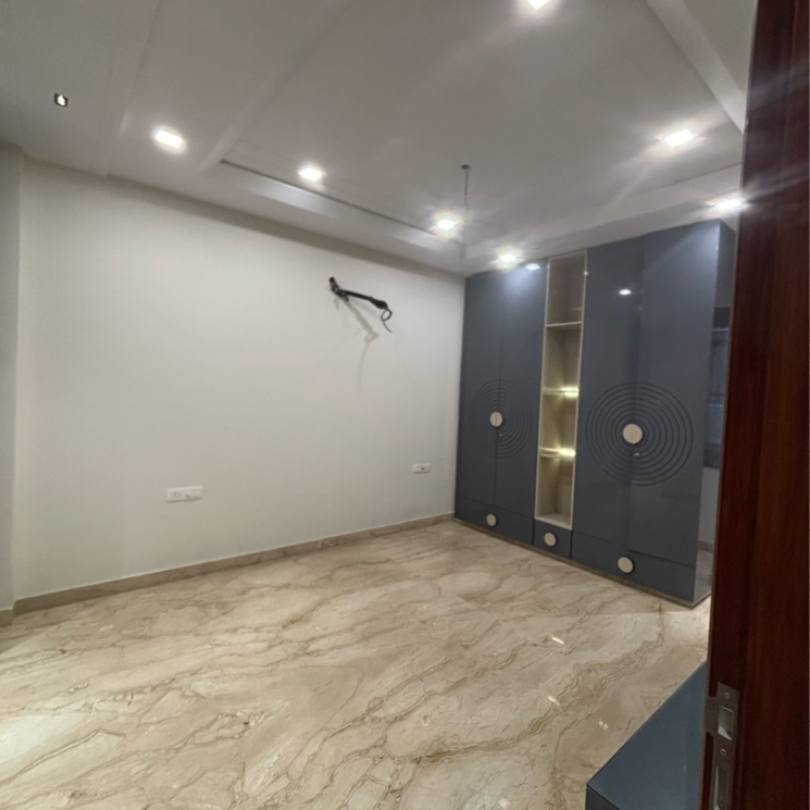 Room, rohini sector 11 3 Bedroom 1400 Sq.Ft. Builder Floor In Rohini Sector 11 Delhi 8676944