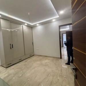 Room in 3 BHK Builder Floor at Rohini Sector 11 – for Sale