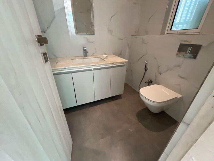 Bathroom, enpar-lotus-101-worli-residences 3 Bedroom 1810 Sq.Ft. Apartment In Lower Parel Mumbai 8676948