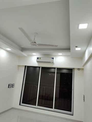 Room in 2 BHK Apartment at Dn Nagar – for Rent