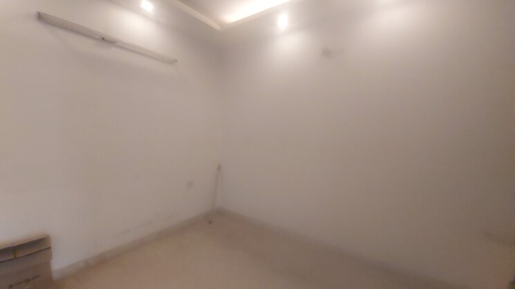 Bedroom, rana pratap bagh 4 Bedroom 235 Sq.Yd. Builder Floor In Rana Pratap Bagh Delhi 8676990