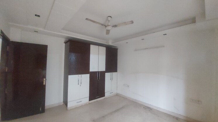 Master Bedroom, rana pratap bagh 4 Bedroom 235 Sq.Yd. Builder Floor In Rana Pratap Bagh Delhi 8676990