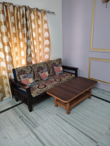 2 BHK Apartment For Rent in Shatabdi Vihar, Sector 52
