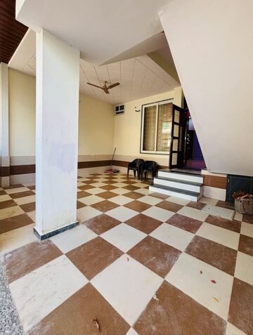 Kitchen in 4 BHK Builder Floor at Sector 30 – for Sale