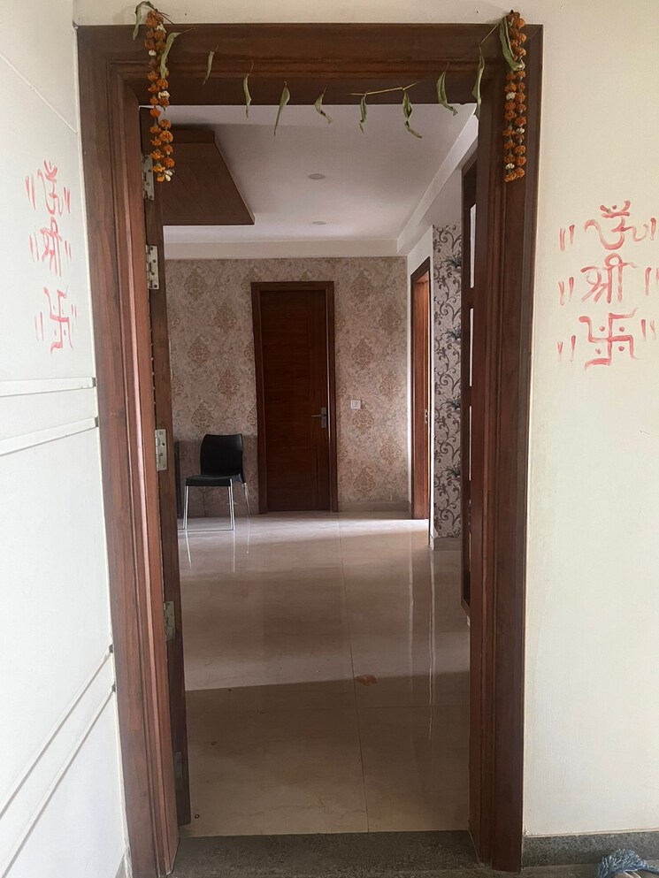 Master Bedroom, sector 85 3 Bedroom 250 Sq.Yd. Builder Floor In Sector 85 Faridabad 8677072