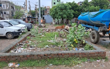 Plot For Sale in Sector 56