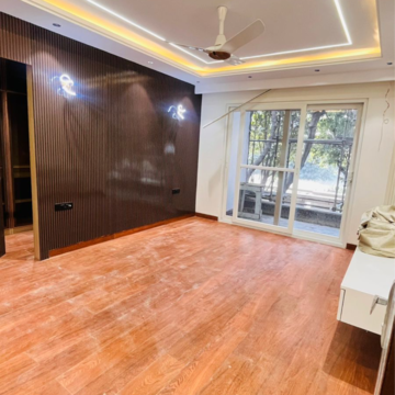 Room in 4 BHK Builder Floor at Anant Raj Estate The Villas, Sector 60 – for Sale