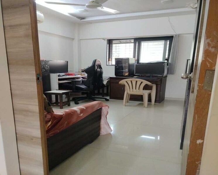 Room, dadar east 2 Bedroom 700 Sq.Ft. Apartment In Dadar East Mumbai 8677069
