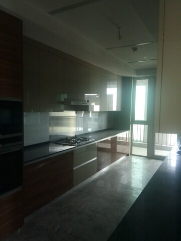 Kitchen in 4 BHK Apartment at DLF The Crest, Sector 54 – for Rent