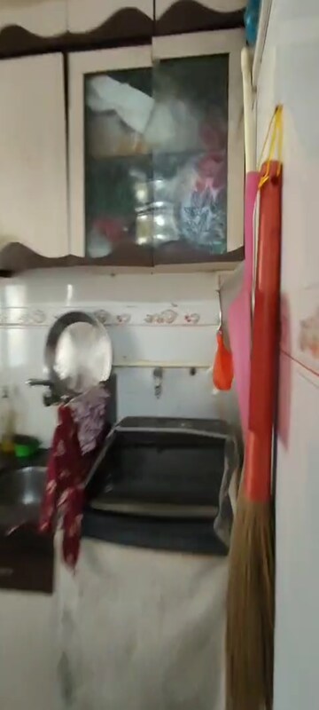 Furnished Amenities in 1 RK Apartment at Dadar West – for Rent