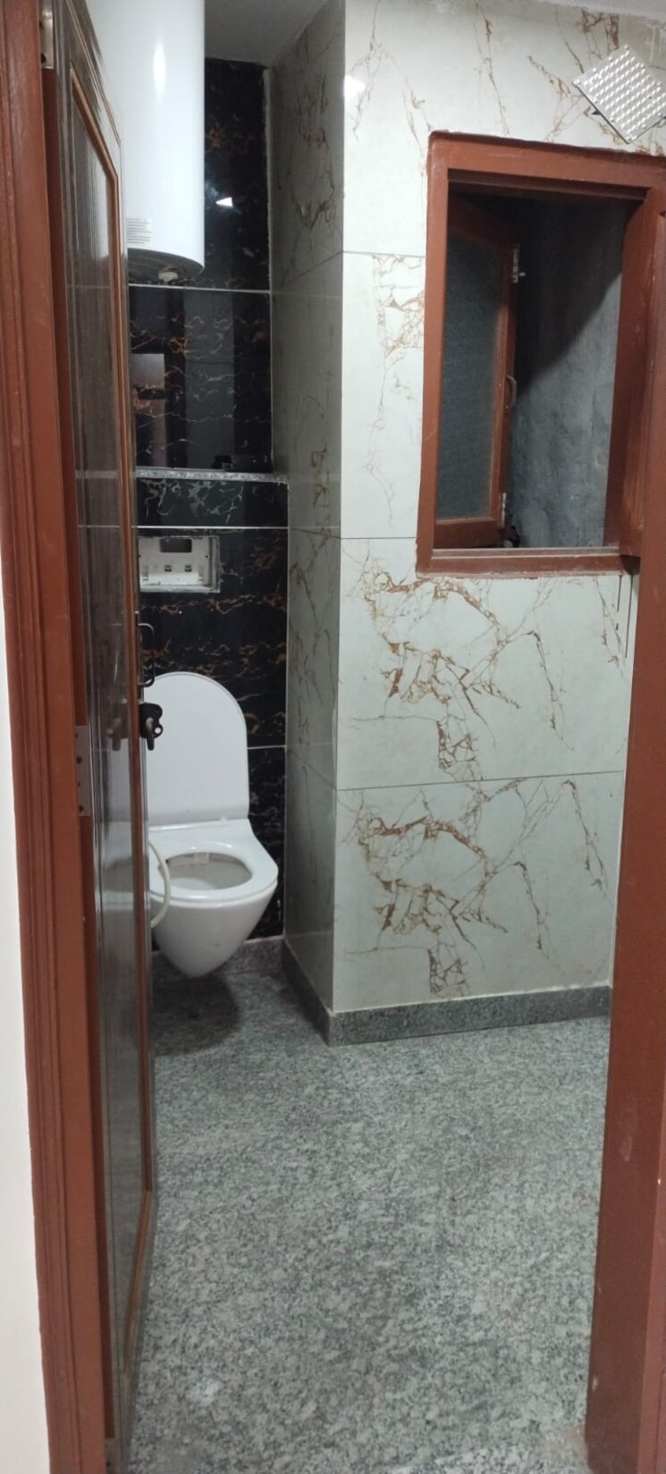 Bathroom, vipin garden 3 Bedroom 900 Sq.Ft. Builder Floor In Vipin Garden Delhi 8677188