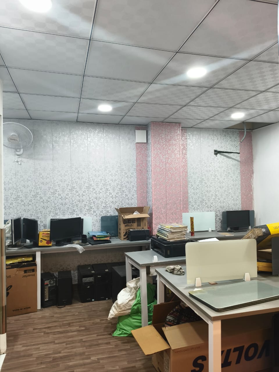 Office Space For Rent in Laxmi Property 
