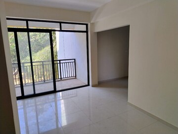 Room in 2 BHK Apartment at Edcon Greenfields, Merces – for Rent